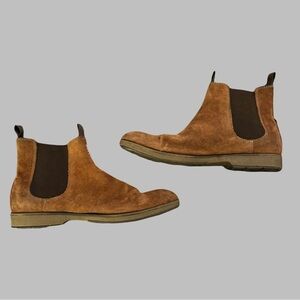CLARKS Men's Brown Suede Chelsea Boots
